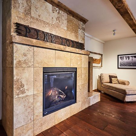 3 Pines Lodge Muskoka هانتسفيل المظهر الخارجي الصورة