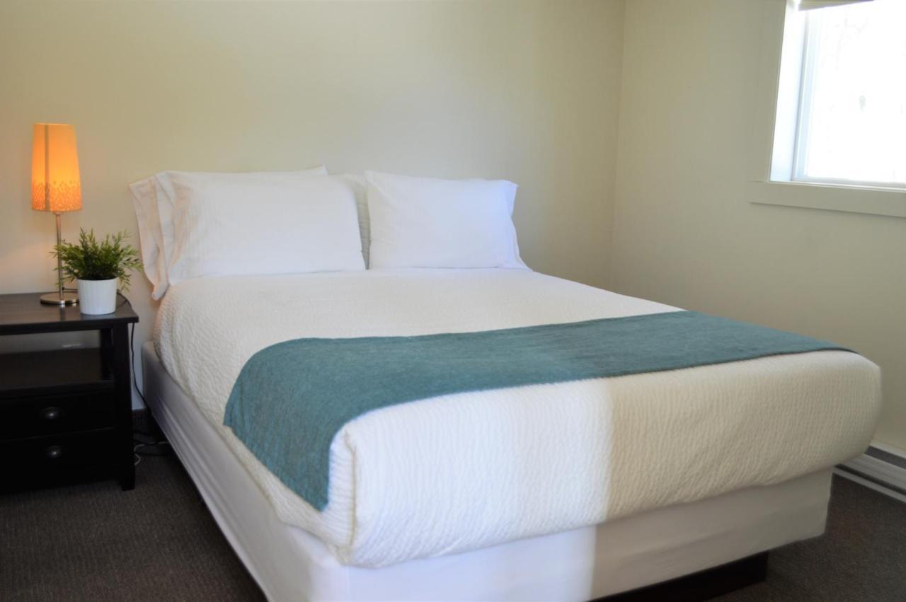 3 Pines Lodge Muskoka هانتسفيل المظهر الخارجي الصورة