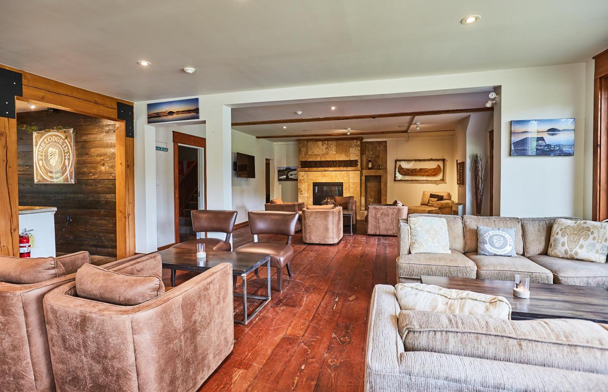 3 Pines Lodge Muskoka هانتسفيل المظهر الخارجي الصورة