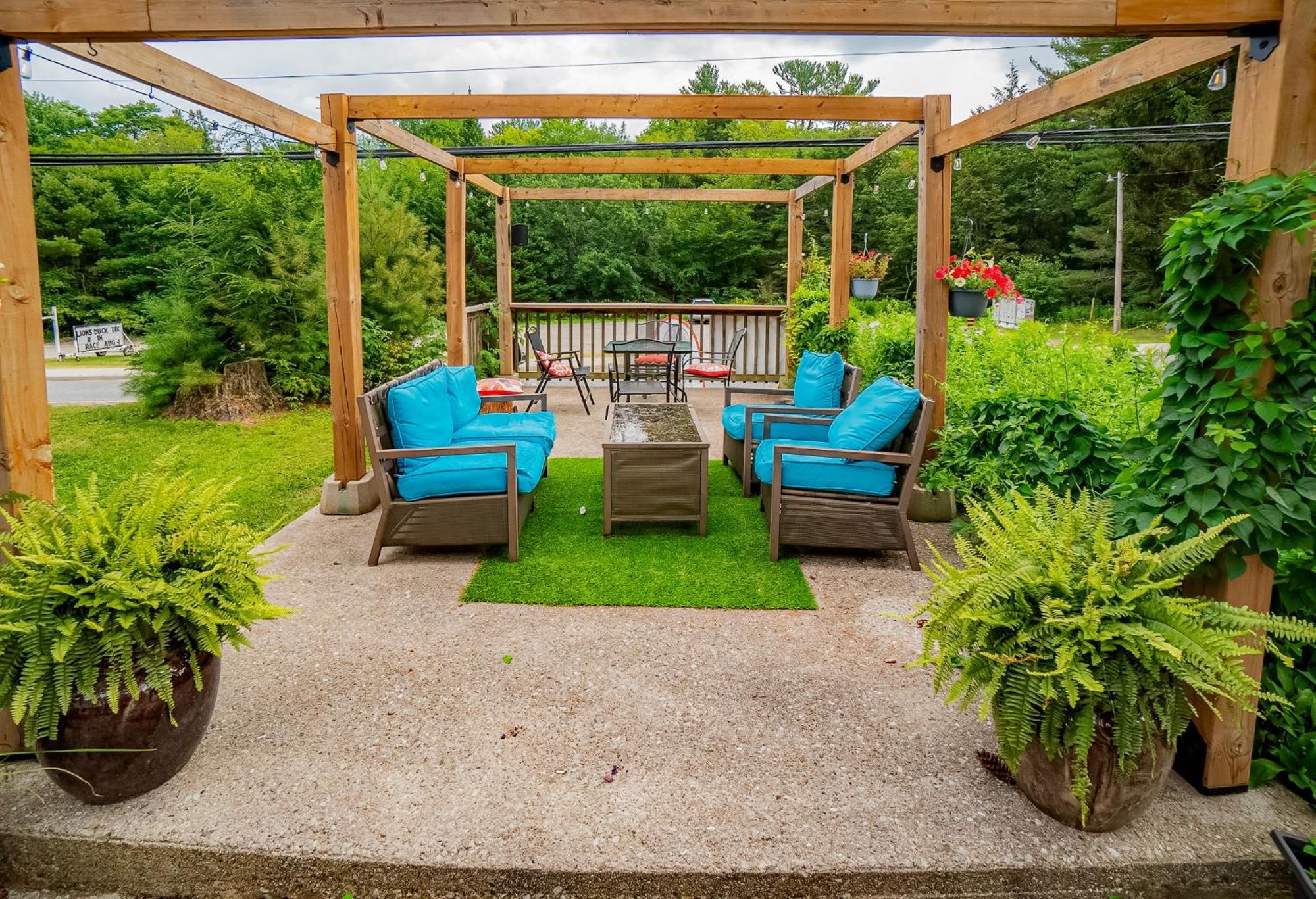 3 Pines Lodge Muskoka هانتسفيل المظهر الخارجي الصورة