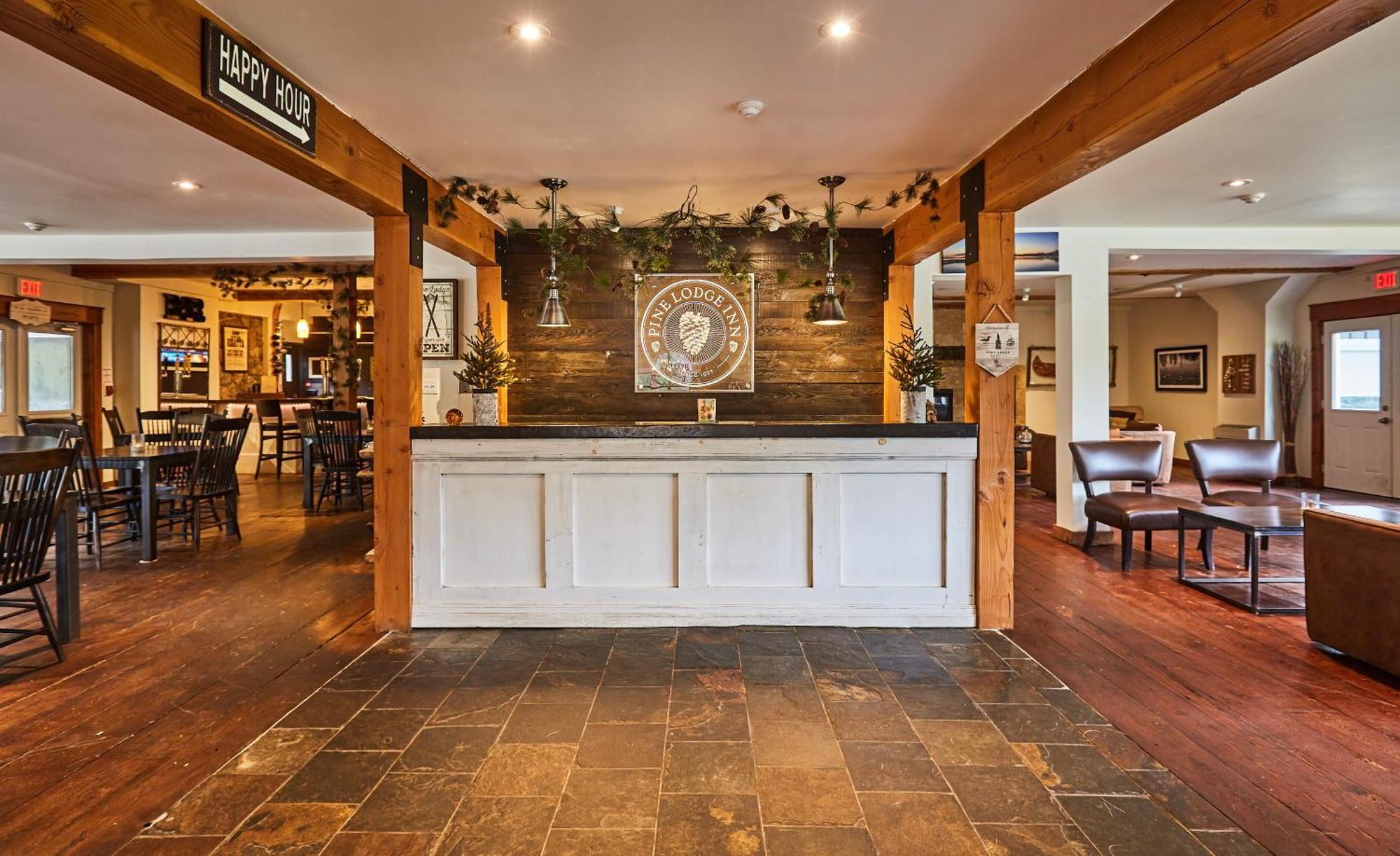 3 Pines Lodge Muskoka هانتسفيل المظهر الخارجي الصورة