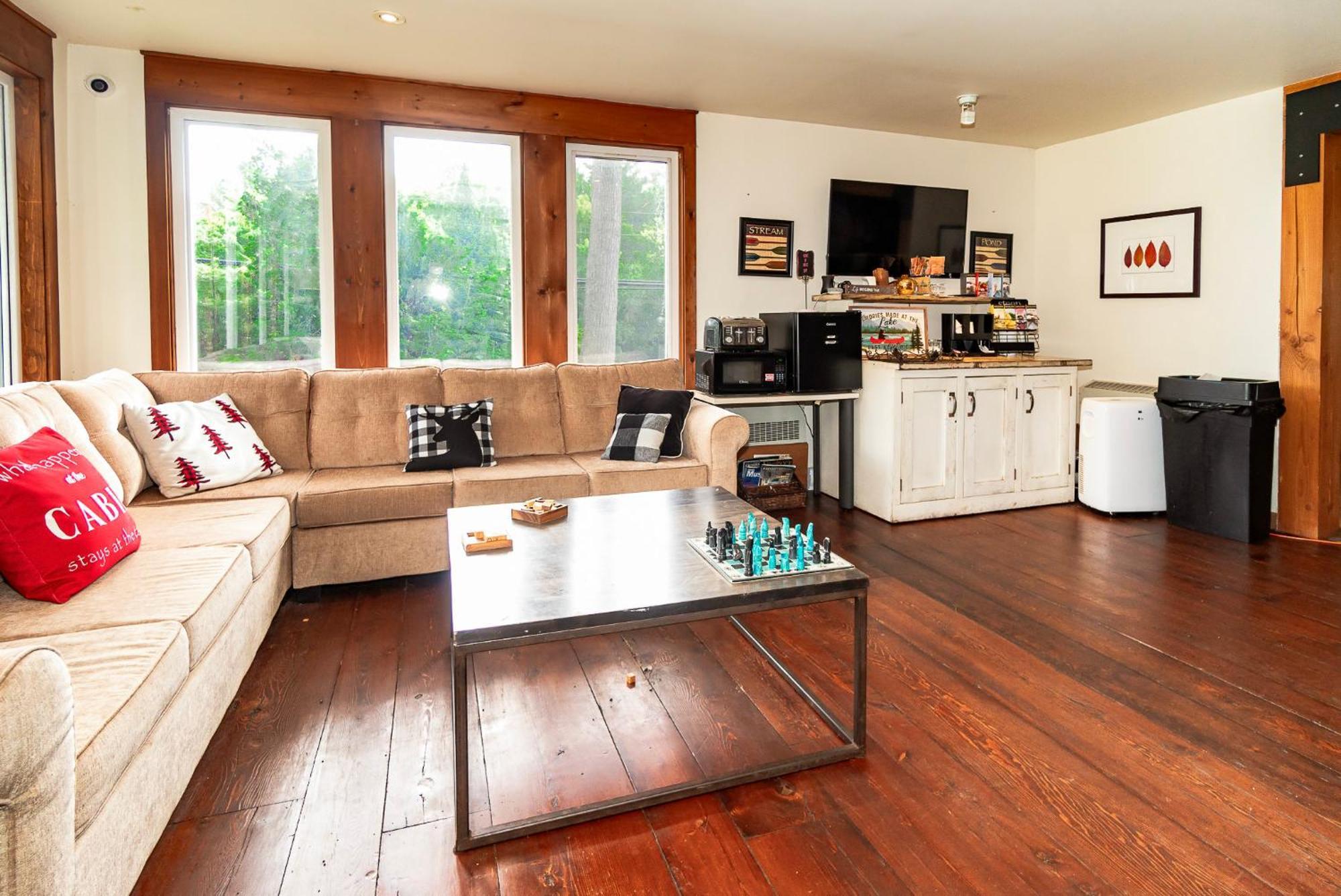 3 Pines Lodge Muskoka هانتسفيل المظهر الخارجي الصورة